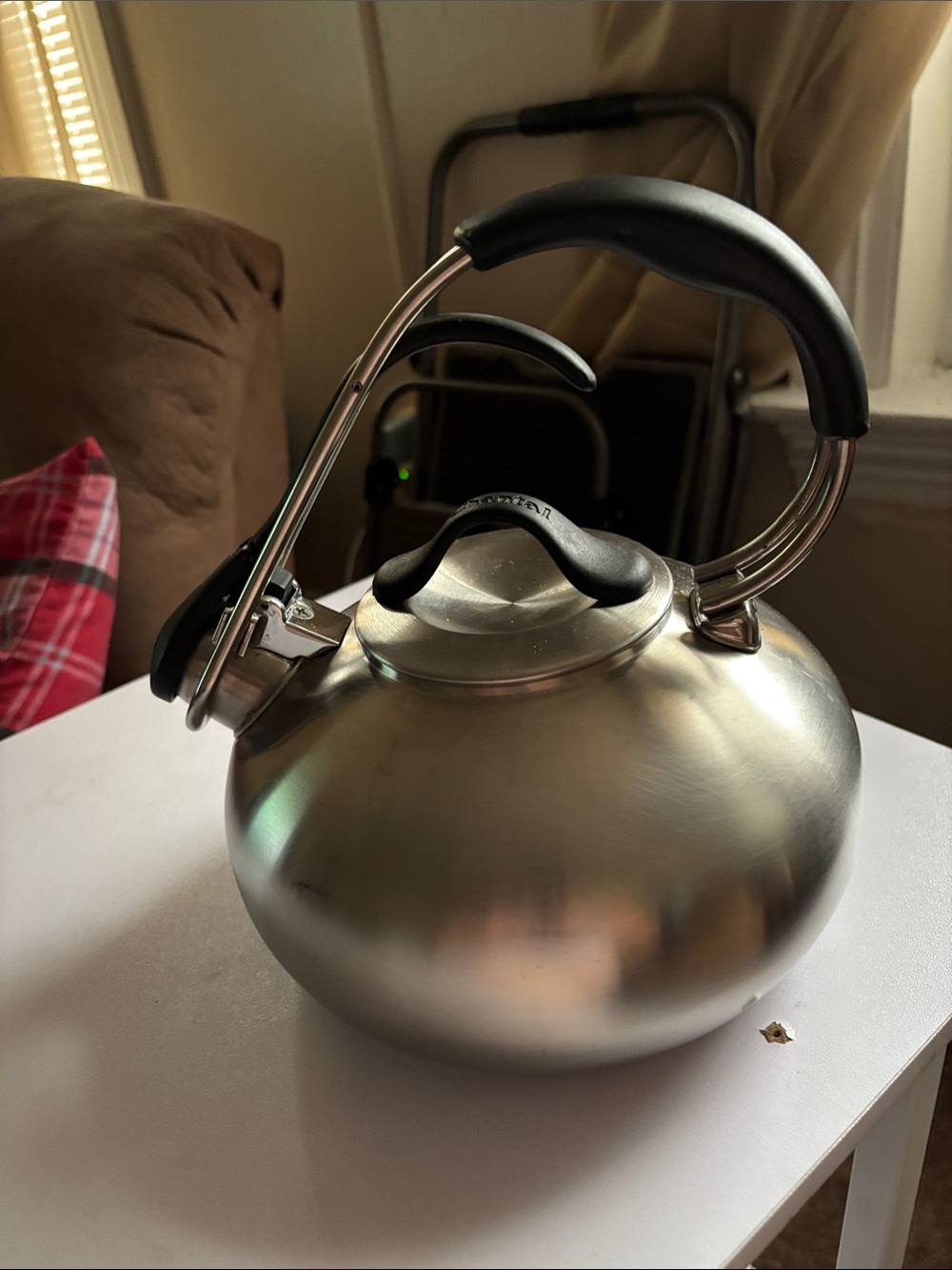 Stovetop Whistling Tea Kettle with Black Handle – Brushed Silver Finish
